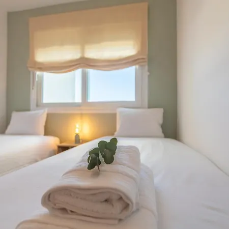 Gran Terraza Con Vistas, Piscina & Wifi - Aparcamiento Privado * Tarifa